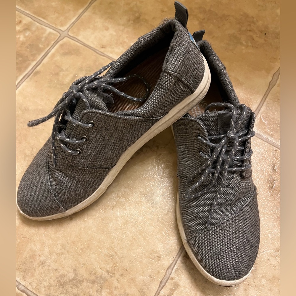 TOMS Gray Casual Lace-Up Sneakers
